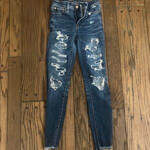 American Eagle Outfitters Women's Distressed Blue Jeans